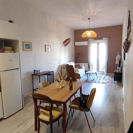 Set' En Couleurs Apartment Sete Bagian luar foto