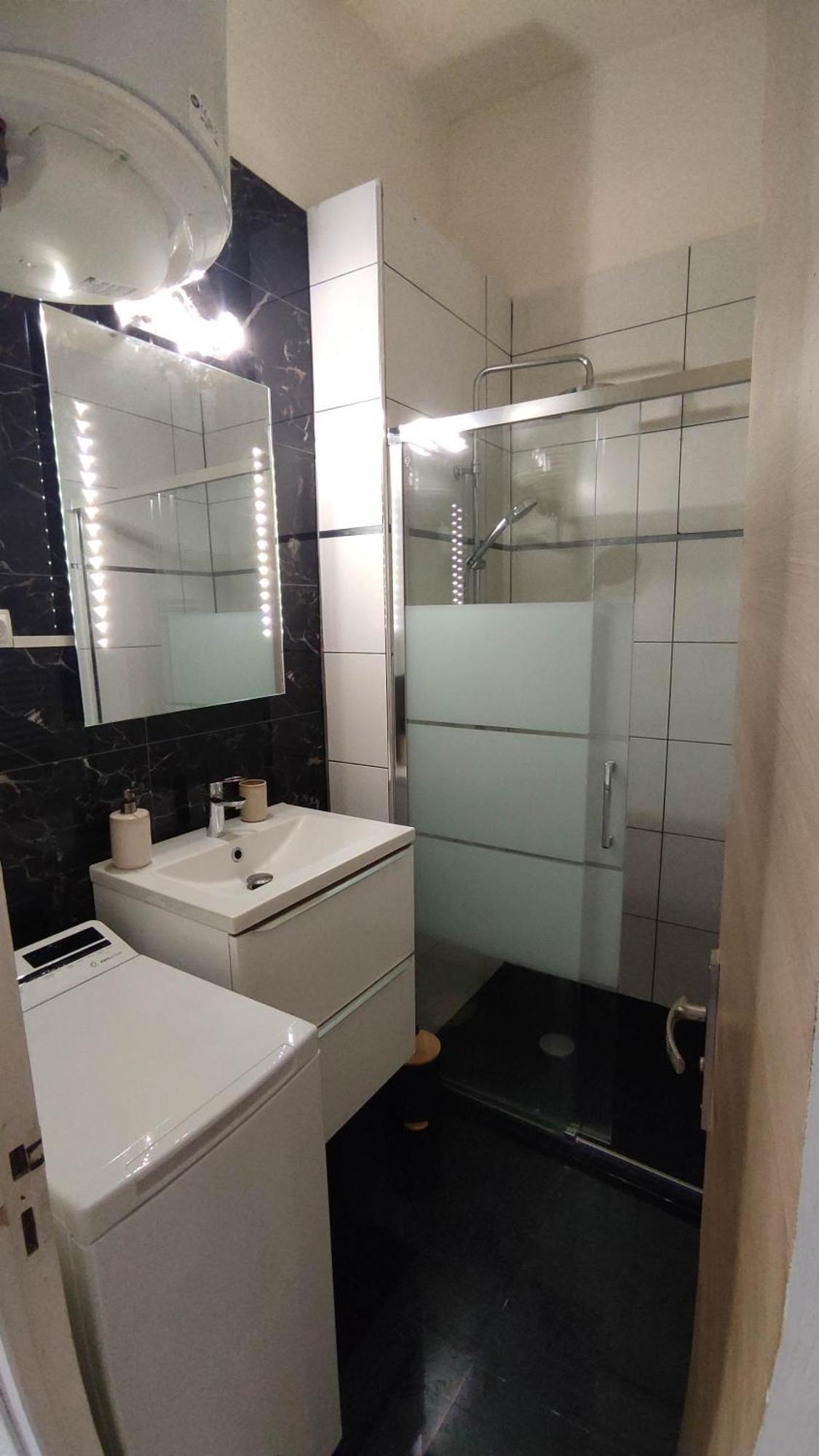 Set' En Couleurs Apartment Sete Bagian luar foto